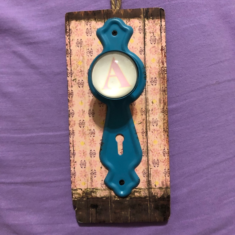 Hanging wall decor